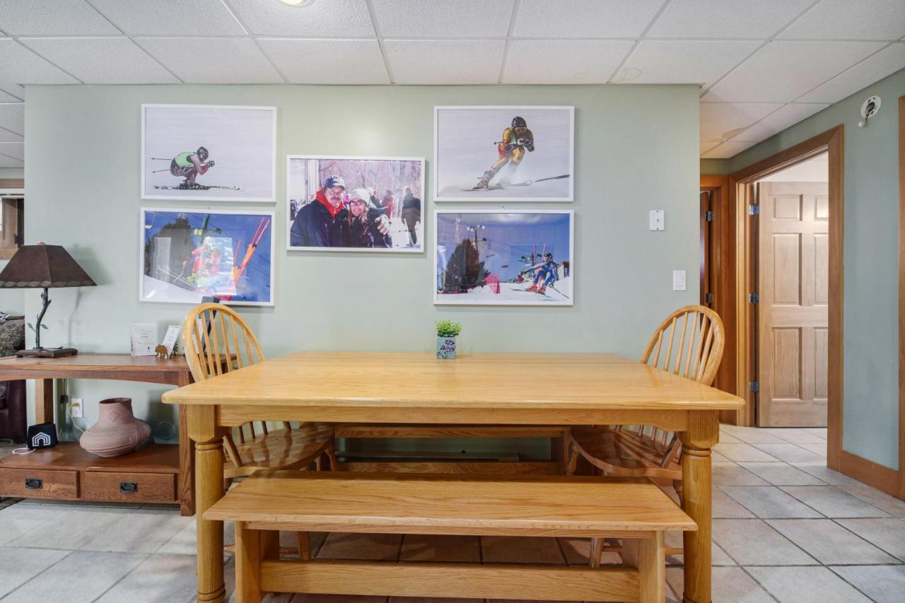 الشقق الفندقية Boyne Fallsفي  Boyne Mountain Getaway, Unit B المظهر الخارجي الصورة